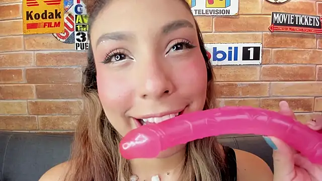 foxy antonela online show from July 15, 2:40 am