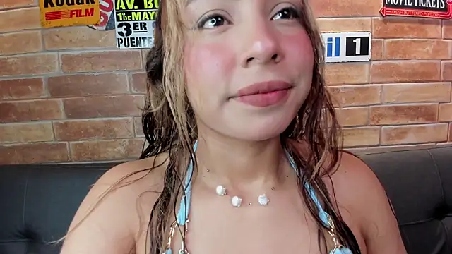 foxy antonela online show from July 8, 2:35 am