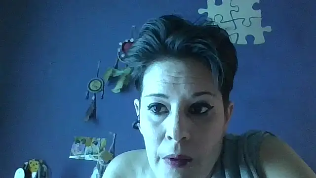 Estrella 40 online show from May 17, 5:02 pm