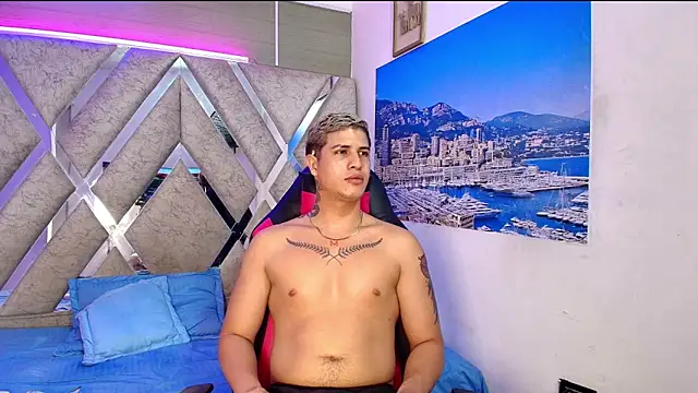 dominic connor online show from June 7, 3:34 am