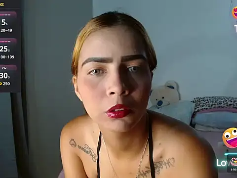 Laura-milk22 online show from May 20, 11:07 am