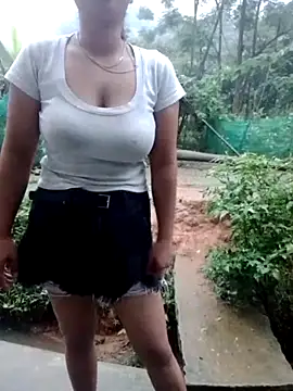 Snapshot of Mirra-a chatting on July 1, 11:16 pm Mirra-a online show from July 1, 11:16 pm