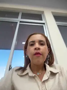 intact w online show from May 25, 7:34 pm