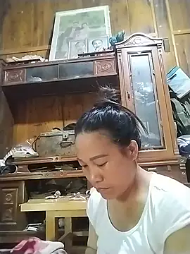Caily-ly online show from May 27, 4:31 am
