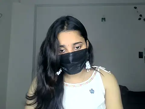 Snapshot of priyanks_sharma37 chatting on June 19, 5:35 am priyanks sharma37 online show from June 19, 5:35 am