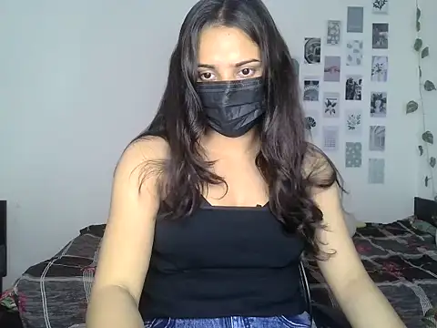 Snapshot of priyanks_sharma37 chatting on May 18, 5:23 am priyanks sharma37 online show from May 18, 5:23 am