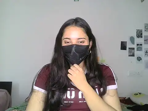 Snapshot of priyanks_sharma37 chatting on June 14, 5:41 am priyanks sharma37 online show from June 14, 5:41 am