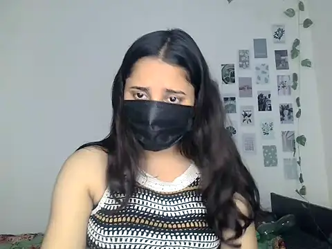 Snapshot of priyanks_sharma37 chatting on June 5, 5:34 am priyanks sharma37 online show from June 5, 5:34 am