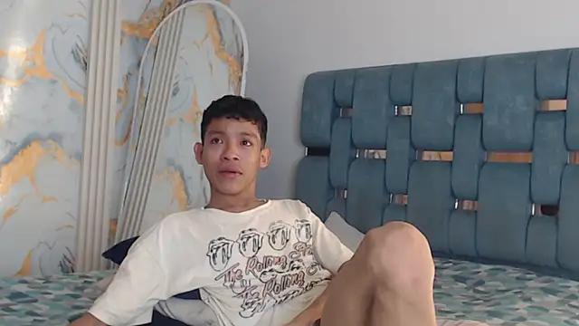 RONALDA HOT26 online show from June 20, 1:38 pm