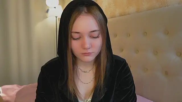 CassieSwon online show from June 24, 4:38 pm