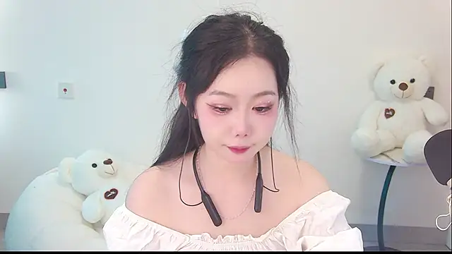 swie111 online show from May 21, 3:04 am