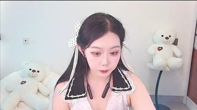 swie111 online show from May 25, 3:17 am