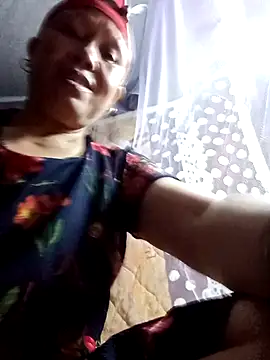 Snapshot of zanalove chatting on May 15, 12:47 pm zanalove online show from May 15, 12:47 pm