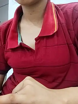 Snapshot of sexy_rubina89 chatting on June 26, 5:02 am sexy rubina89 online show from June 26, 5:02 am