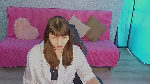 StelaDream online show from May 15, 9:40 am