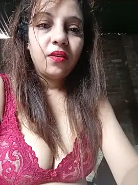Snapshot of tanya2610 chatting on July 6, 9:16 am tanya2610 online show from July 6, 9:16 am