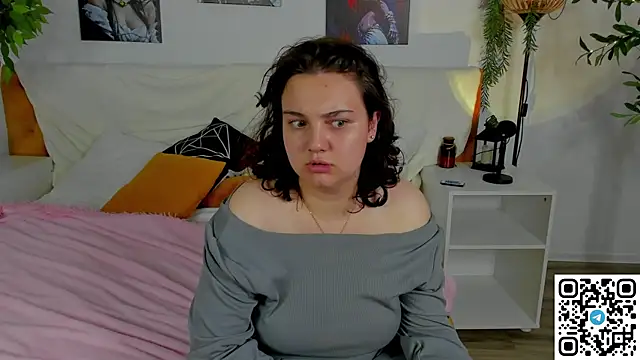 Mary F0x online show from June 14, 7:31 am