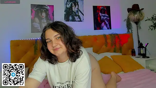 Mary F0x online show from June 12, 8:45 am