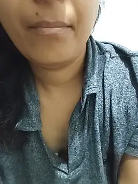 Snapshot of Radhika_rekha_kannada chatting on May 21, 1:14 am Radhika rekha kannada online show from May 21, 1:14 am