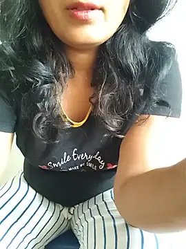 Snapshot of Radhika_rekha_kannada chatting on June 21, 10:43 am Radhika rekha kannada online show from June 21, 10:43 am