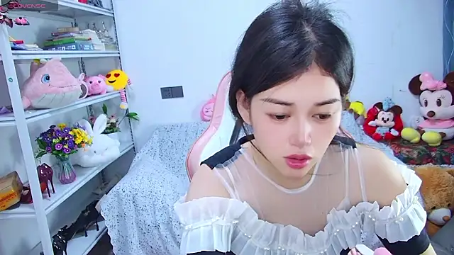 QinQin-888 online show from June 17, 11:03 pm