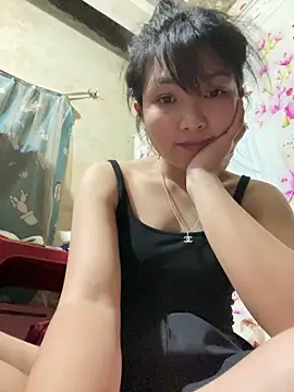 Snapshot of My-cute chatting on May 18, 1:27 pm My-cute online show from May 18, 1:27 pm