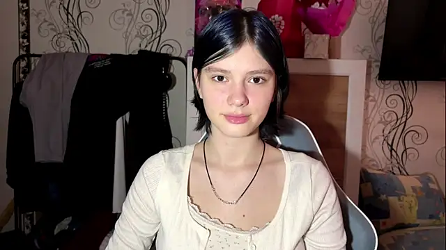 MinnieMoonie online show from May 15, 2:04 pm