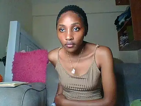 Snapshot of Velvet_peach chatting on July 1, 2:39 pm Velvet peach online show from July 1, 2:39 pm