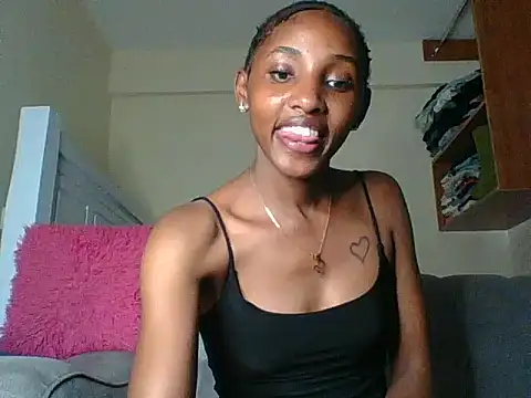 Snapshot of Velvet_peach chatting on June 28, 8:04 pm Velvet peach online show from June 28, 8:04 pm