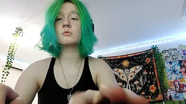 HunXena online show from June 6, 4:12 pm