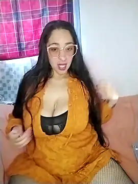 Pamela sa online show from May 19, 5:20 pm