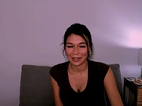 Snapshot of FreyaHotty chatting on May 29, 3:29 pm FreyaHotty online show from May 29, 3:29 pm
