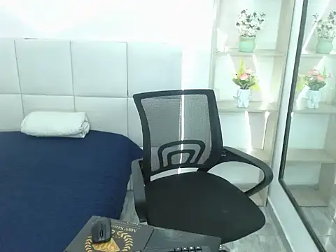 Snapshot of ivytemptation chatting on June 17, 12:37 pm ivytemptation online show from June 17, 12:37 pm
