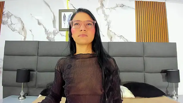 SophiieCalloway1 online show from June 3, 2:18 pm