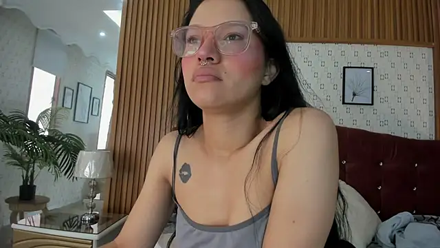 SophiieCalloway1 online show from June 22, 2:03 pm