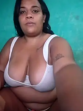 sexy-latina24u online show from May 18, 4:01 pm