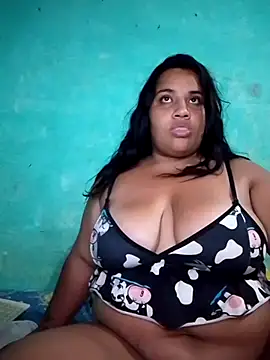 sexy-latina24u online show from May 14, 7:55 pm