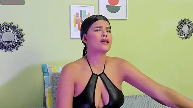 Snapshot of salome_cuty chatting on June 29, 7:48 am salome cuty online show from June 29, 7:48 am