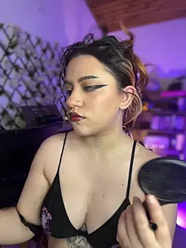 Snapshot of NikkiNix chatting on May 31, 1:06 pm NikkiNix online show from May 31, 1:06 pm