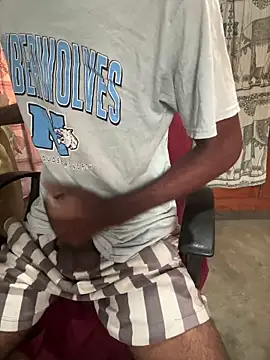 Snapshot of Inuchethi chatting on February 16, 1:25 am Inuchethi online show from February 16, 1:25 am