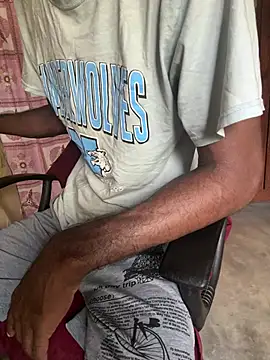 Snapshot of Inuchethi chatting on February 26, 9:12 am Inuchethi online show from February 26, 9:12 am