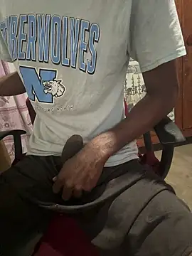 Snapshot of Inuchethi chatting on March 3, 1:07 am Inuchethi online show from March 3, 1:07 am