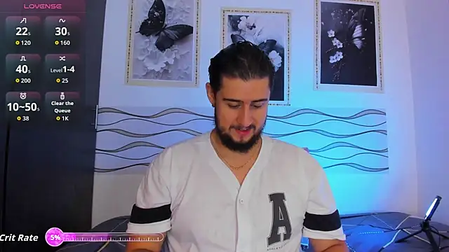 Ryan evannss  online show from July 3, 12:11 pm