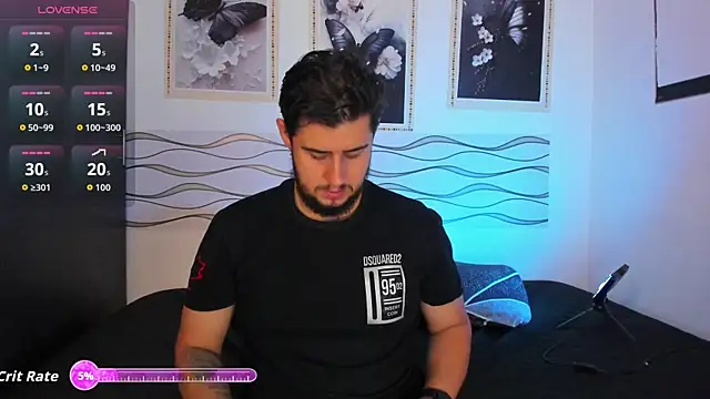 Ryan evannss  online show from June 14, 3:41 am