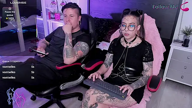 inkedsinners  online show from June 13, 11:30 am