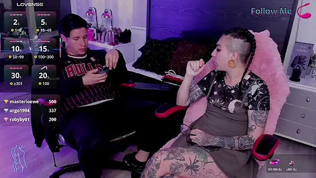 inkedsinners  online show from June 14, 2:40 pm