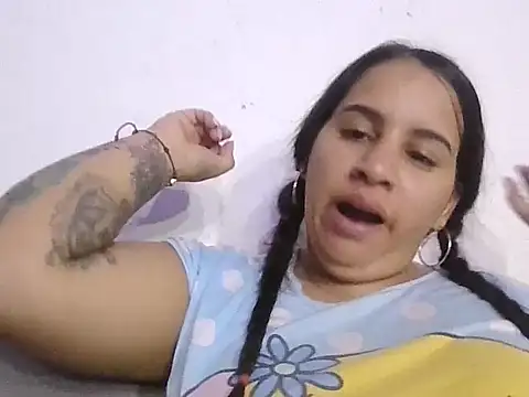 tifanny27 online show from May 31, 9:37 pm