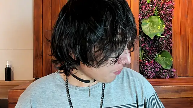 Brunodeluca  online show from July 3, 8:37 pm