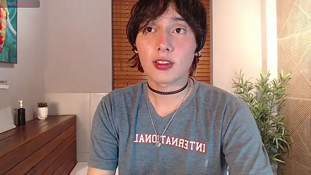 Brunodeluca  online show from May 31, 7:47 pm