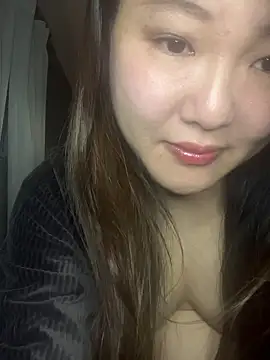 Snapshot of yuanae chatting on May 21, 11:29 am yuanae online show from May 21, 11:29 am